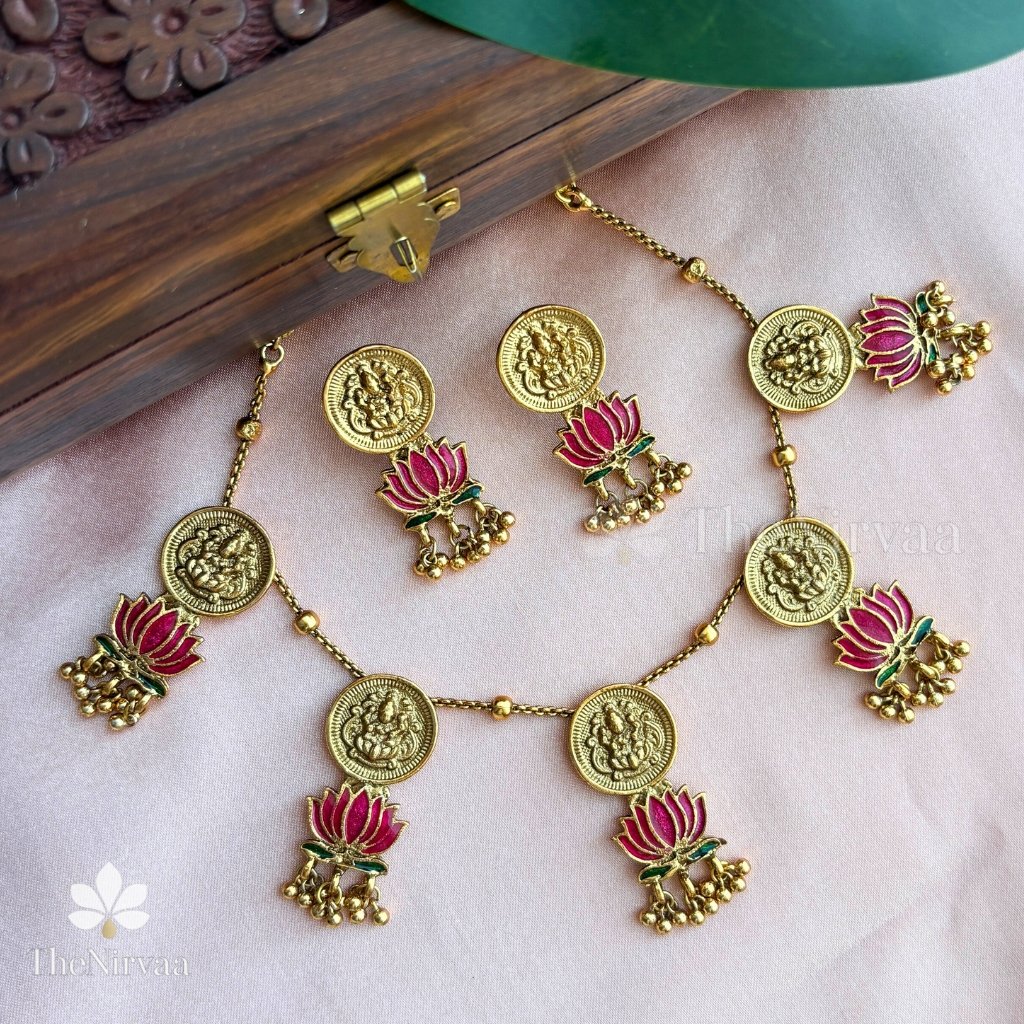 Lotus coin necklace set