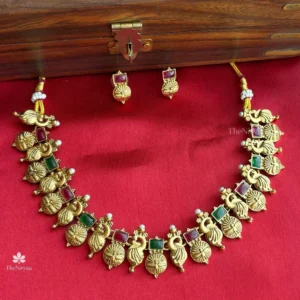 Shikki Kemp Necklace