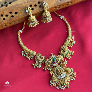 Raja Sudharsini  White Stone Hasli